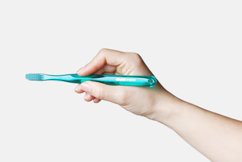 歯ブラシの持ち方は？